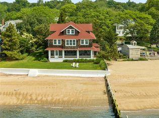 118 Middle Beach Rd, Madison, CT 06443