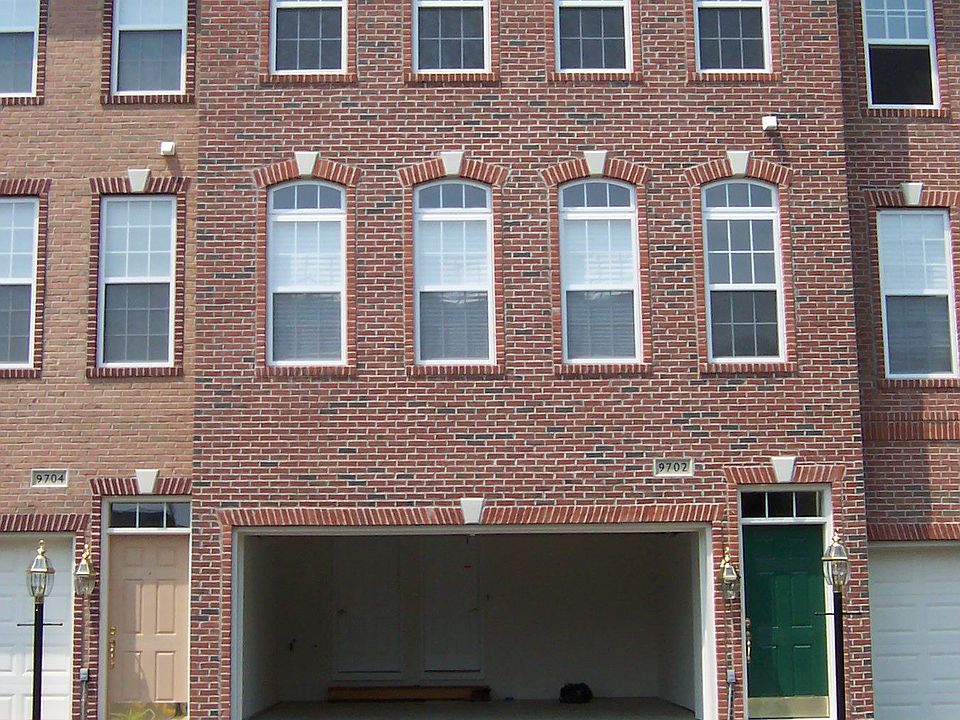 1st image of 9702 Eaton Woods Pl