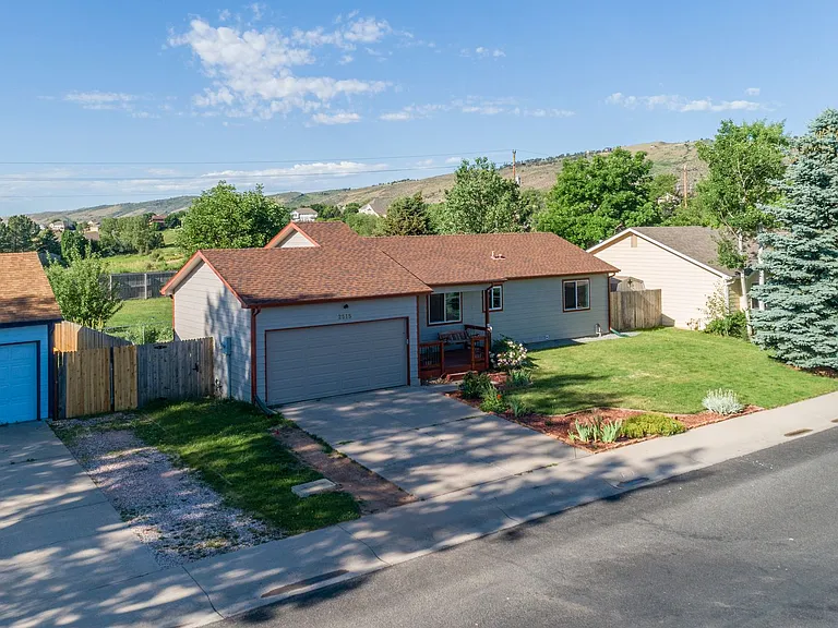 2515 Baxter Pl — Photo 1
