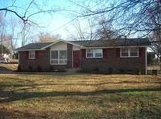 104 Hillside Dr, Old Hickory, TN 37138