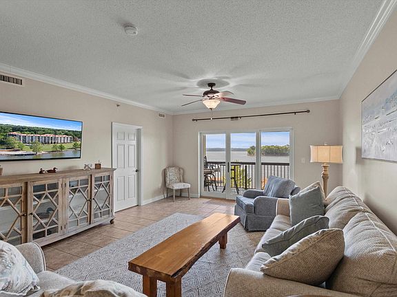 4th image of 12100 Two Rivers Dr #Penthouse E