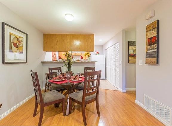 5th image of 125 Connemara Way APT 124