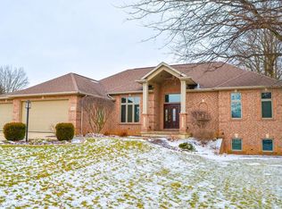 8123 Mystic Dr, Fort Wayne, IN 46835