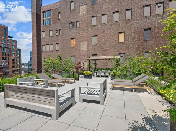 525 West 22nd Street image 18 of 20