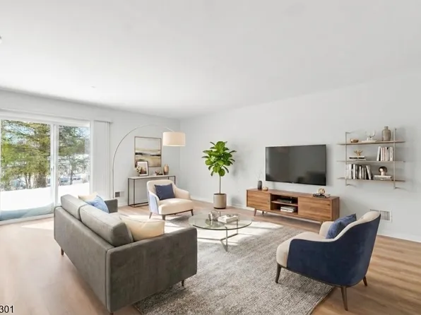 19 Winding Way, Hardyston Twp., NJ 07419