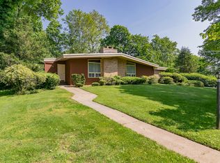45 Elm Ln, Shrewsbury, NJ 07702