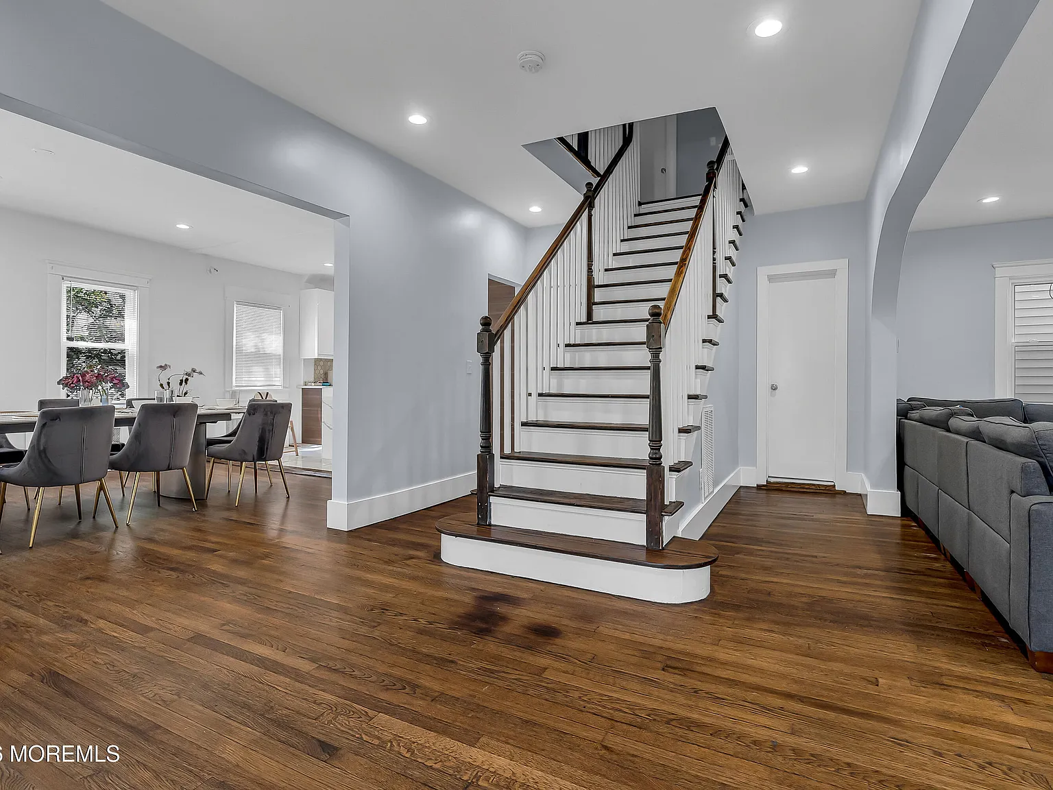 10 bed, 4062 sqft, $6,500 — Photo 3