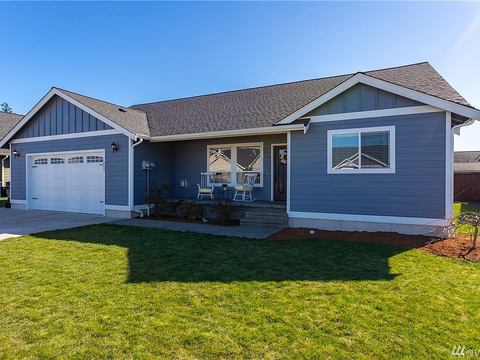 1st image of 409 Amareen Ct