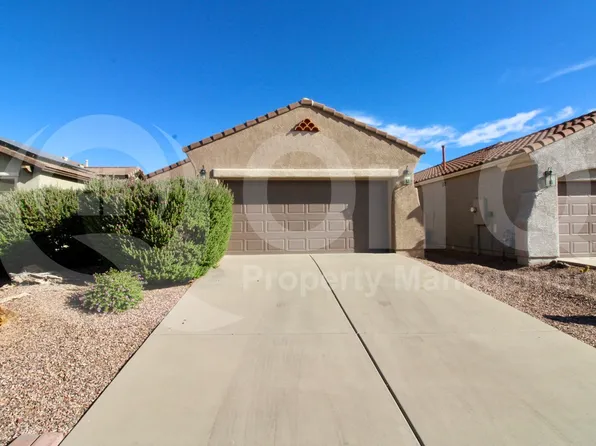 158 W Calle Del Estribo, Sahuarita, AZ 85629