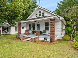 412 Sunset Cir, Elizabeth City, NC 27909