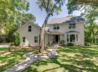 11 Leichester Rd, Charleston, SC 29407