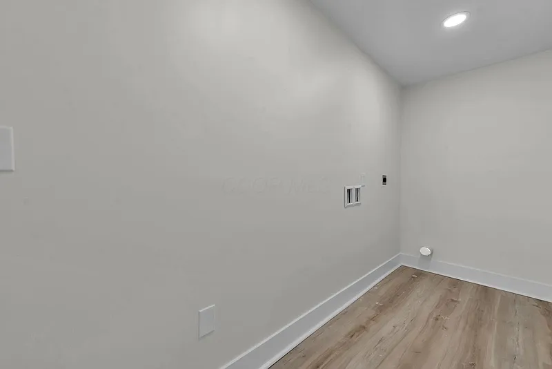 Thumbnail 18