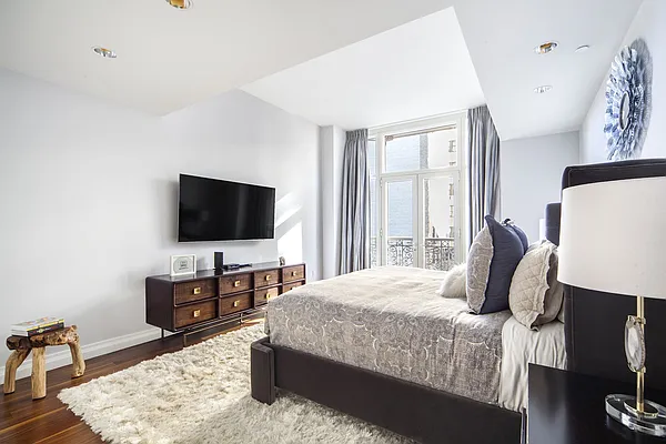 Rented by Stribling | media 26