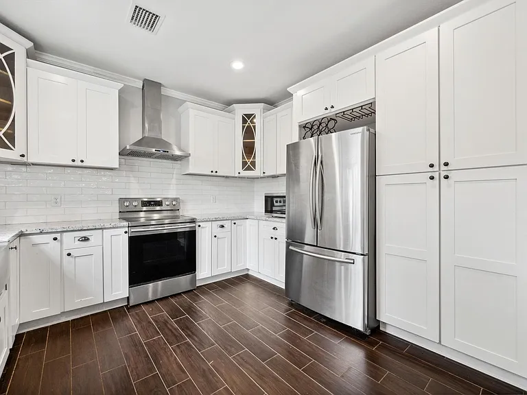 3202 Breezy Pines Ct — Photo 9