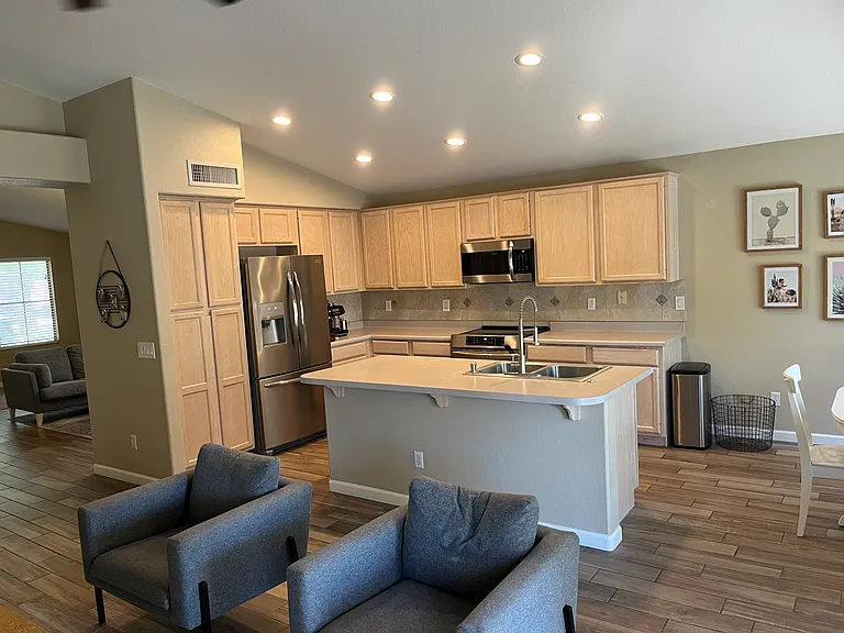 1181 W Goldfinch Way — Photo 7