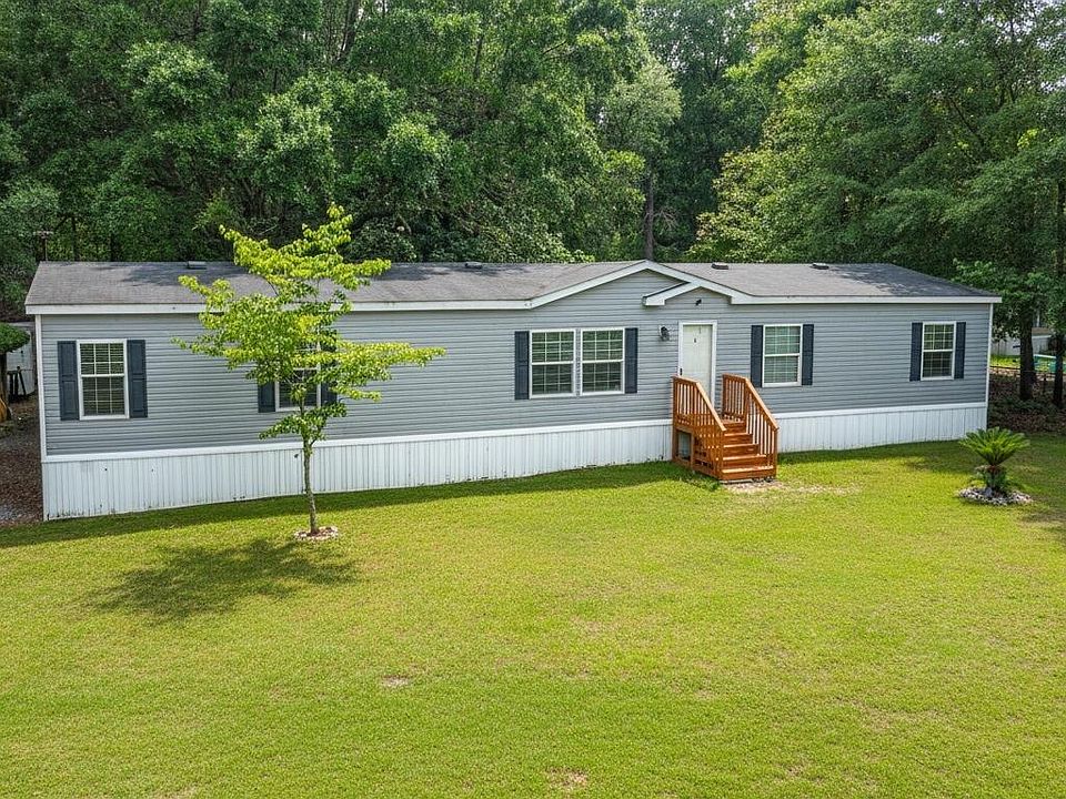 1st image of 725 Hildebrand Dr