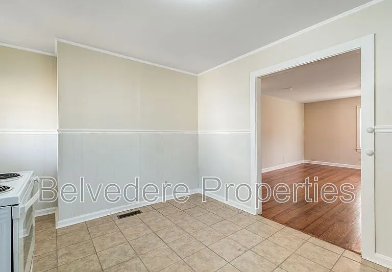 709 Langford Ave — Photo 15