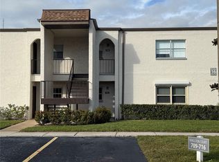 7701 Starkey Rd APT 711, Seminole, FL 33777