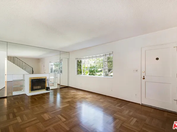5120 Village Grn, Los Angeles, CA 90016