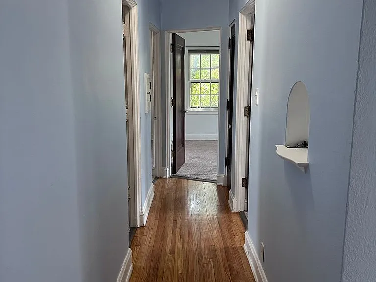 2921 Sunset Blvd — Photo 16