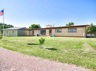 27612 Garden Dr, Hot Springs, SD 57747