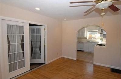 3rd image of 5949 Roanoke St
