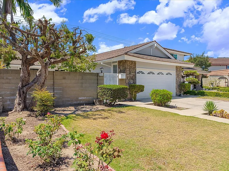 5062 Cadiz Cir — Photo 11