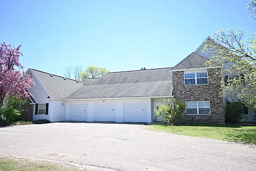 1421 River View Ave #1417 Photo 1