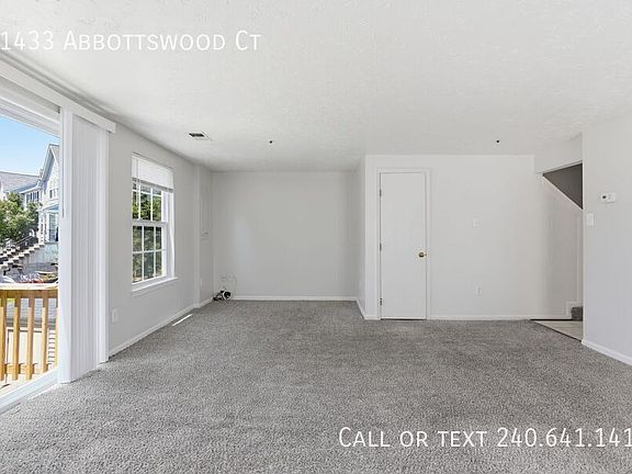 3rd image of 11433 Abbottswood Ct