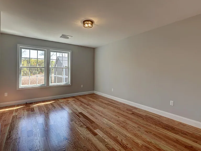 690 New Haven Ave — Photo 23