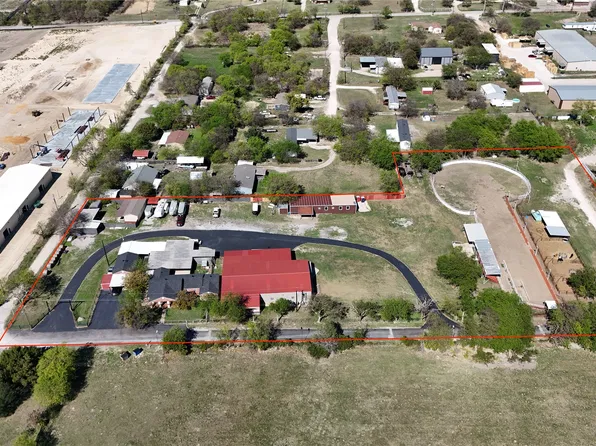 3650 Bell Dr, Crowley, TX 76036