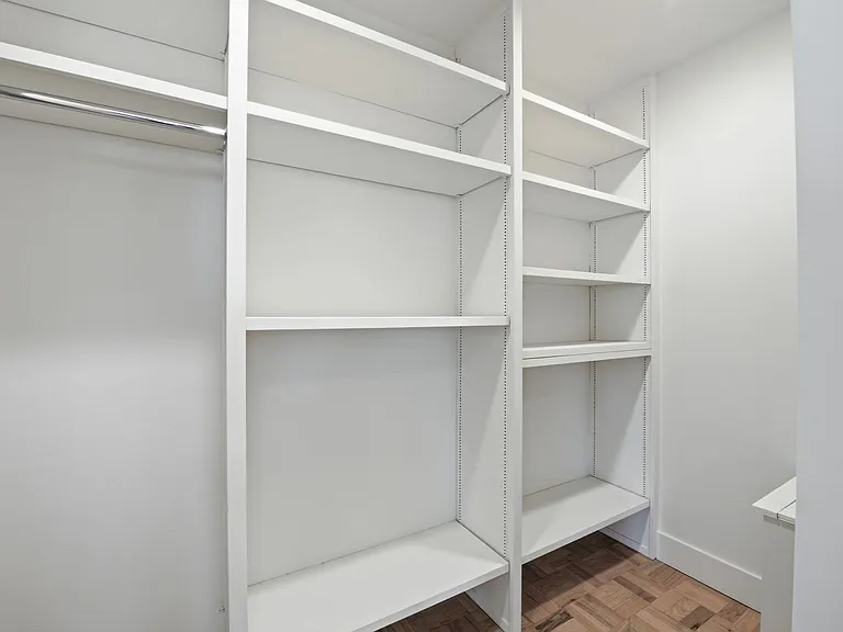 1310 Jones Street — Photo 110