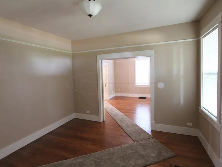 4929 Hesper Rd — Photo 2