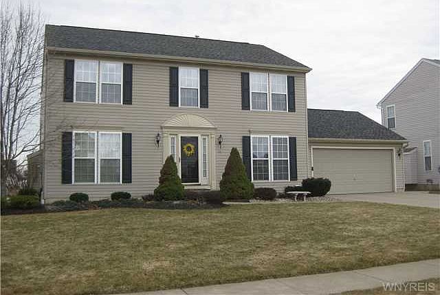 1st image of 15 Creekwood Dr