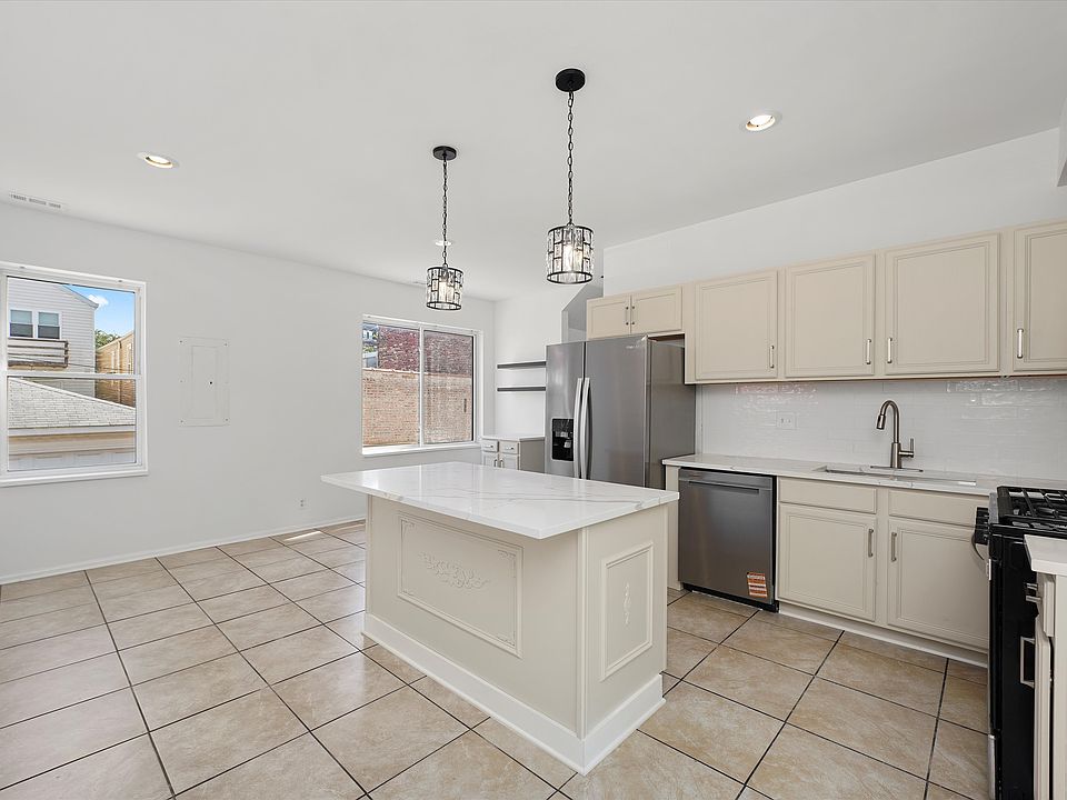New appliances, Island, and Quartz Countertops