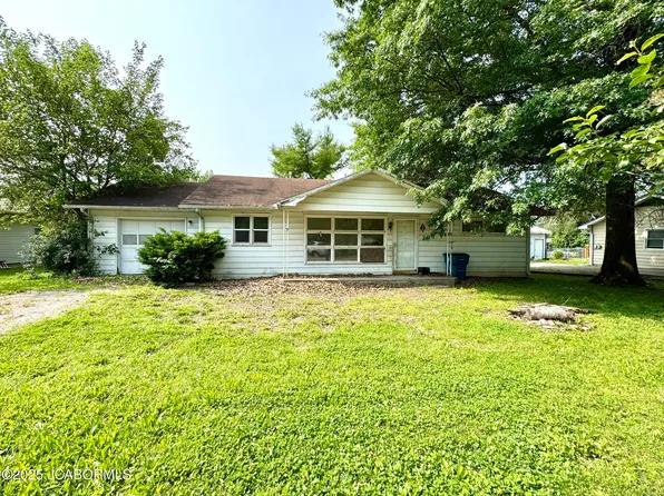 122 Center St, Tipton, MO 65081