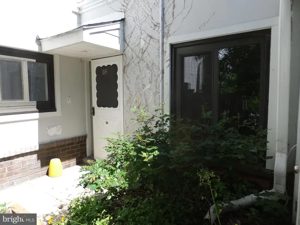 1750 Oakwood Ter #8F, Narberth, PA 19072