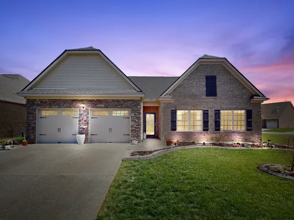 1324 Whispering Oaks Dr, Lebanon, TN 37090