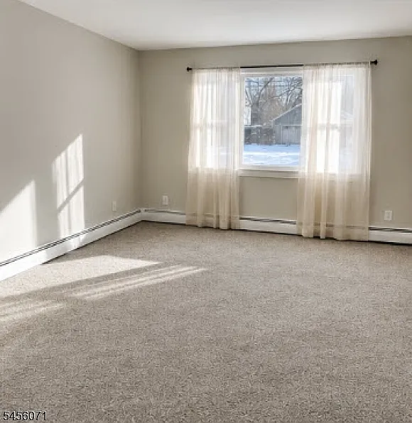 4 bed, 2.0 bath, 1560 sqft, $3,775 — Photo 4