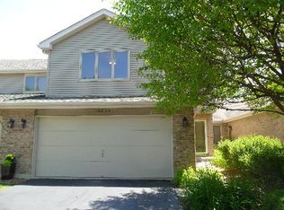 19637 S Cambridge Dr, Mokena, IL 60448