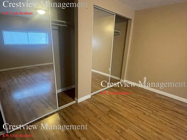 Washington Terrace 8-Plex — Photo 8