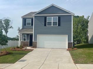 1144 Foxberry Ln, Maiden, NC 28650