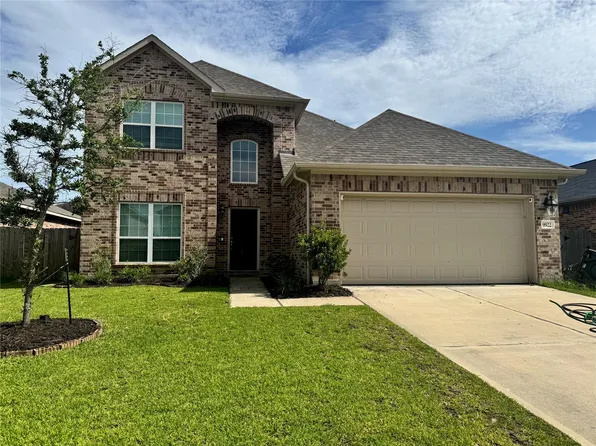 9922 Pine Forest Ct, Baytown, TX 77521