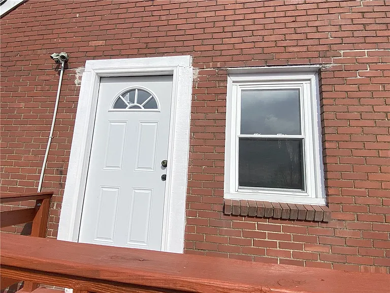 1025 Logan Rd — Photo 26