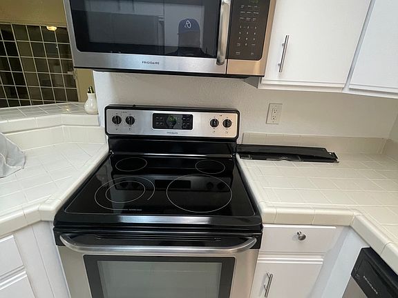 5th image of 2700 Lawrence Crossley Rd #4