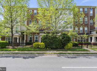 6020 Machen Rd, Centreville, VA 20121