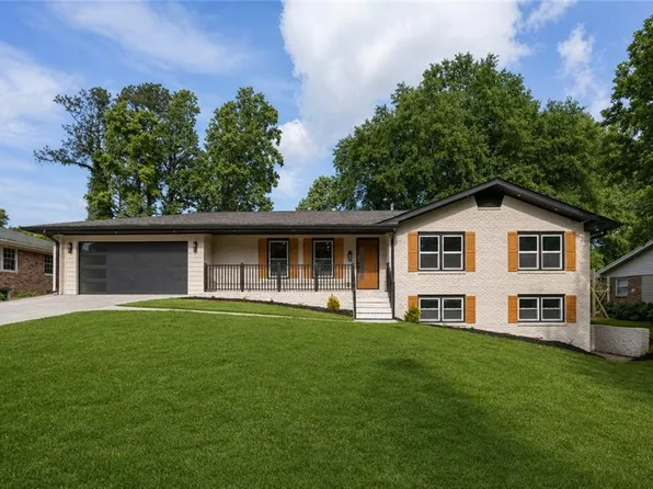 3767 Plumcrest Rd SE, Smyrna, GA 30082