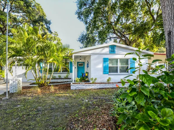 2472 Whitman St, Clearwater, FL 33765