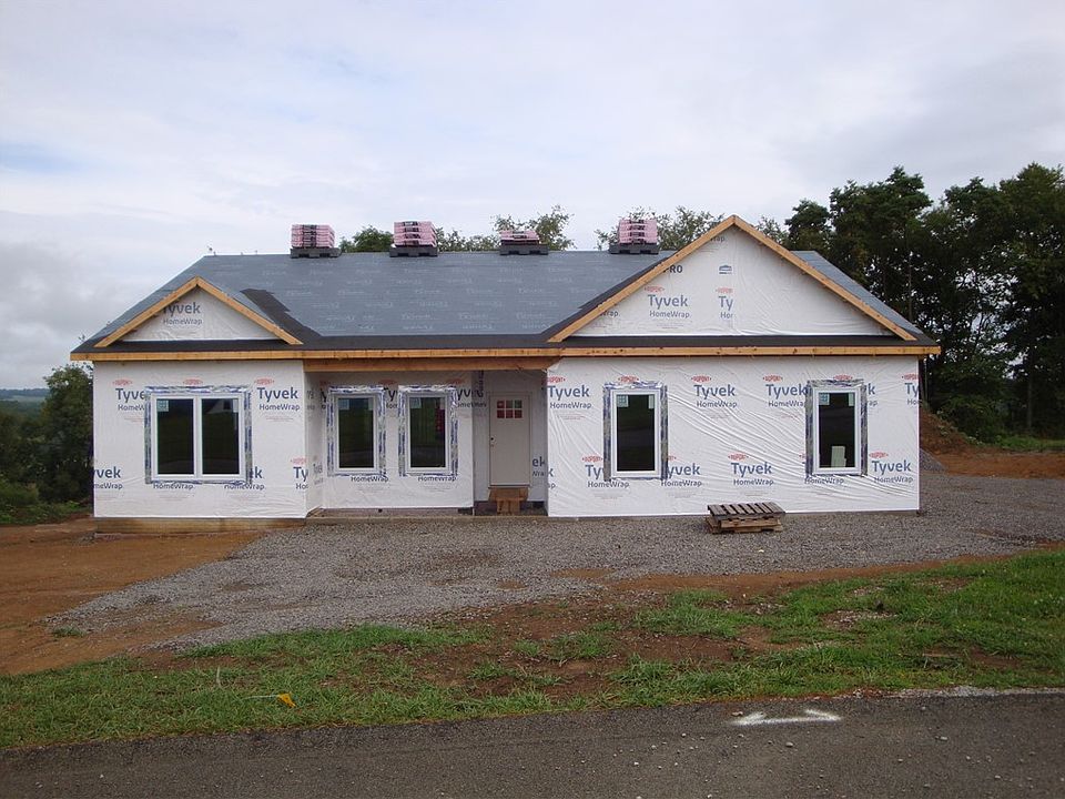 2nd image of 753 Victoria Way