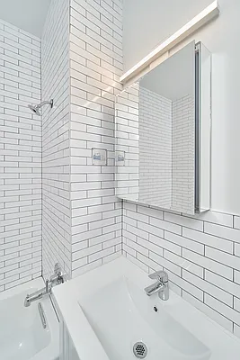 Rented by Living New York | media 23